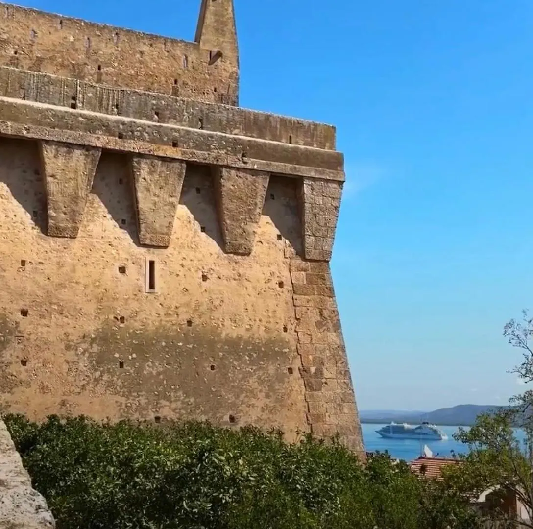 Ne Parliamo Stasera Porto Santo Stefano  0*, Porto Santo Stefano (Grosseto)